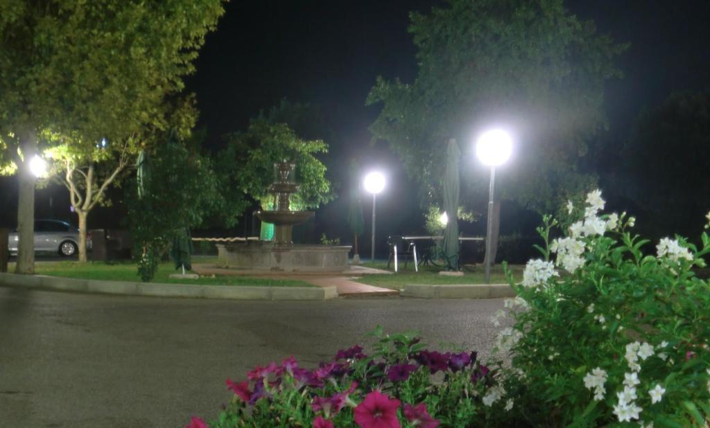 Residence Hotel La Commenda モンテフィアスコーネ エクステリア 写真